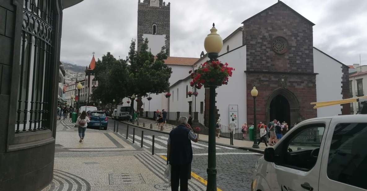 Funchal: Private Guided Tour of Historic Center by Tuk Tuk - Important Tour Information