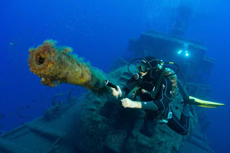 Funchal: Wreck dive F488 Frigate - certified divers - The Details: What Makes This Tour Stand Out