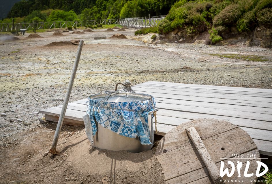 Furnas: Night-Time Experience With Thermal Baths and Dinner - Highlights