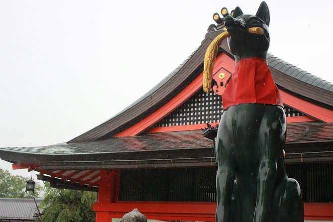Fushimi Inari Shrine: Explore the 1,000 Torii Gates on an Audio Walking Tour - Navigating the 1,000 Torii Gates