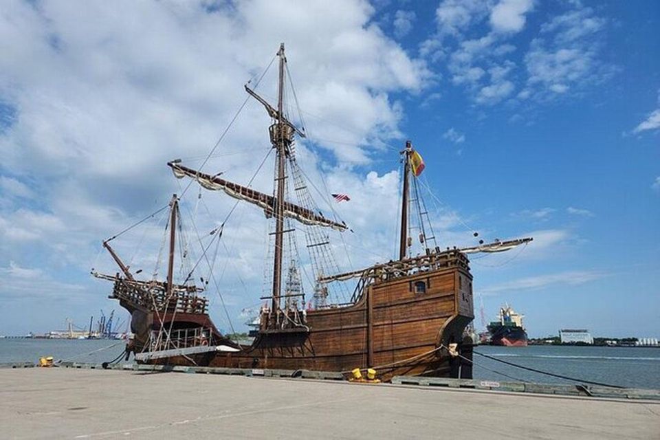 Galveston: Dolphin Watching Boat Tour in Galveston Bay - Highlights of the Boat Excursion