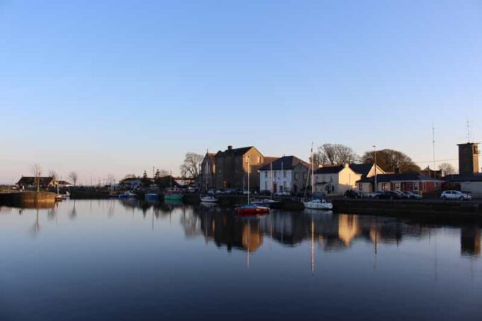 Galway: Evening Guided Walking Tour of the Latin Quarter - Customer Reviews and Ratings