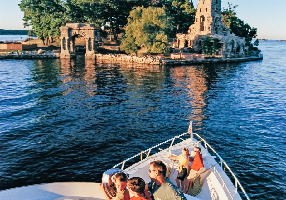 Gananoque: 1000 Islands Cruise With Boldt Castle Admission - Zavikon Island