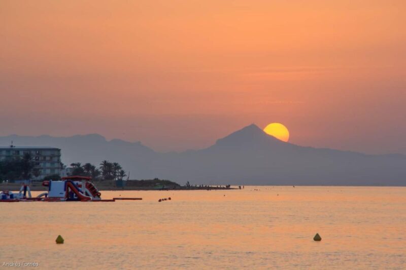 Gandia: Sunset at sea from Gandia - The Comfort and Convenience of the Experience