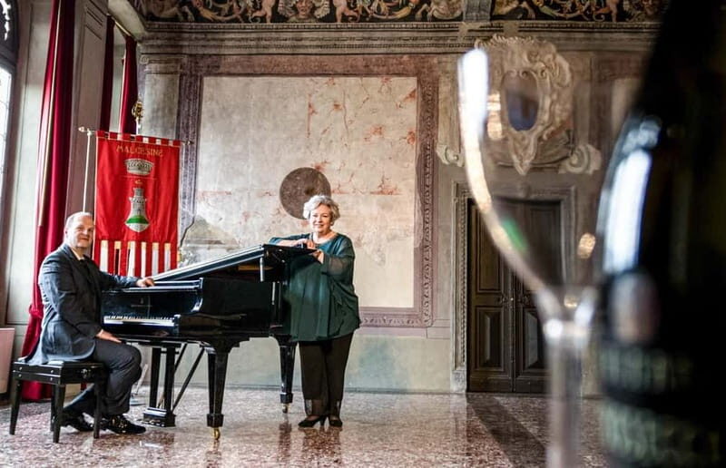 Garda: Lyrical Concert with Piano and Mezzosoprano - Who Will Love This Experience?
