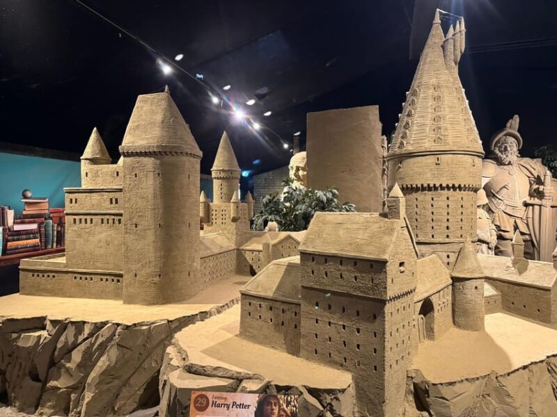Garderen: Sandsculpture Exhibition Entry Ticket - Additional Attractions