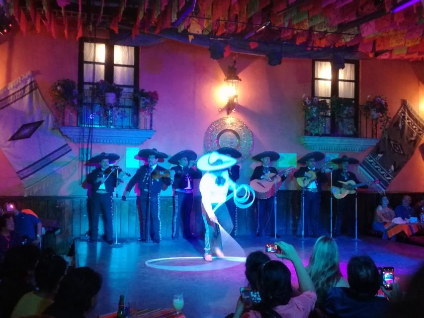 Garibaldi by Night - Mexico City - Key Points