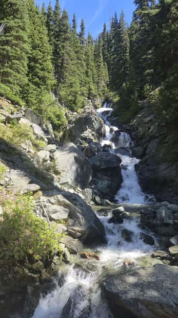 Garibaldi Park: Garibaldi Lake Hiking Tour - The Practicalities: What’s Included and What’s Not