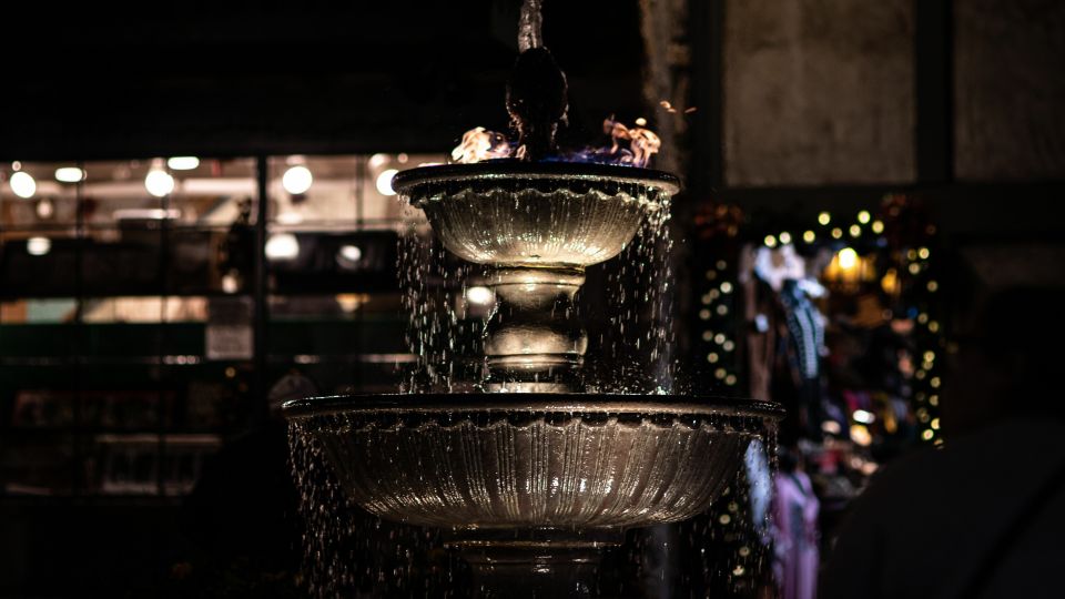 Gatlinburg: Ghosts of the Smokies Haunted Walking Tour - Frontier Origins and Violent Tales