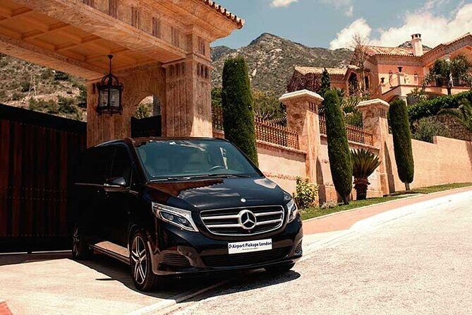 Gatwick Airport to Birmingham Private Transfer - The Ride: Comfort and Convenience