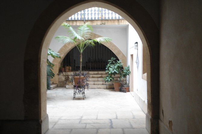 Gaudí and Modernist Art: Guided Tour in Palma De Mallorca - Gaudis Modernist Masterpieces