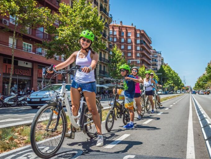 Gaudi Essential: Sagrada Familia+Park Güell. Skip the Line - Frequently Asked Questions