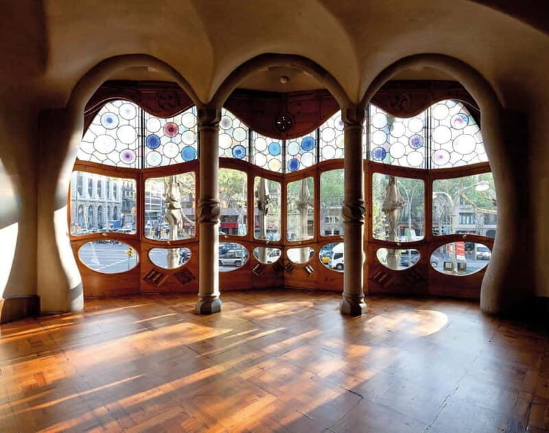 Gaudi's legacy.Exclusive tour to Park Güell & Casa Batlló - An In-Depth Look at the Tour Experience