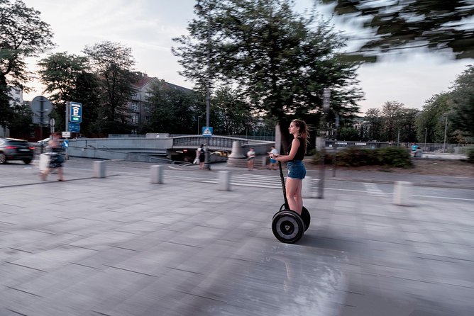 Gdansk by Night: 1,5-Hour Segway Tour - Tour Duration and Schedule