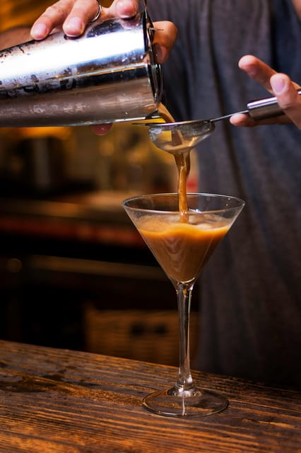 Gdansk: Cocktail Workshop Experience - The Atmosphere and Social Aspect