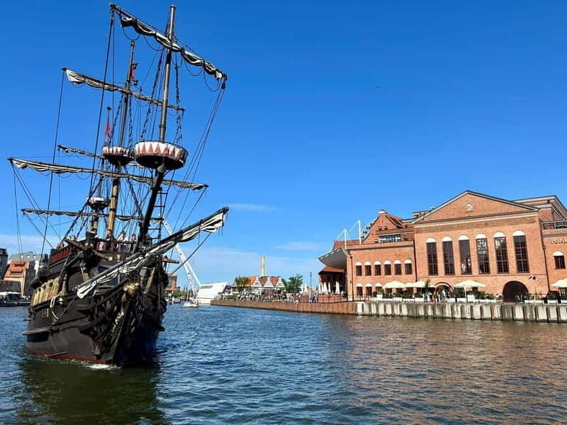 Gdansk: Guided Round-Trip Cruise to Westerplatte - Key Points
