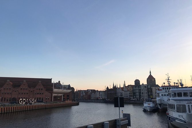 Gdansk Old Town Private Walking Tour With Legends and Facts - Meeting and Pickup Details