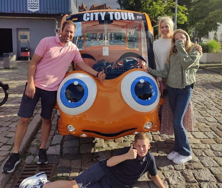 Gdansk: Shared or Private Guided City Tour by Golf Cart - The Guides: Knowledge and Engagement