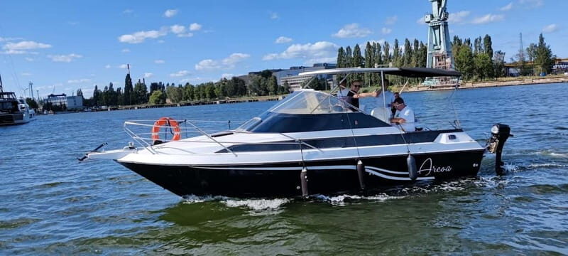 Gdask: 4-hours Private Boat Tour with Skipper - A Complete Look at the Gdask Private Boat Tour
