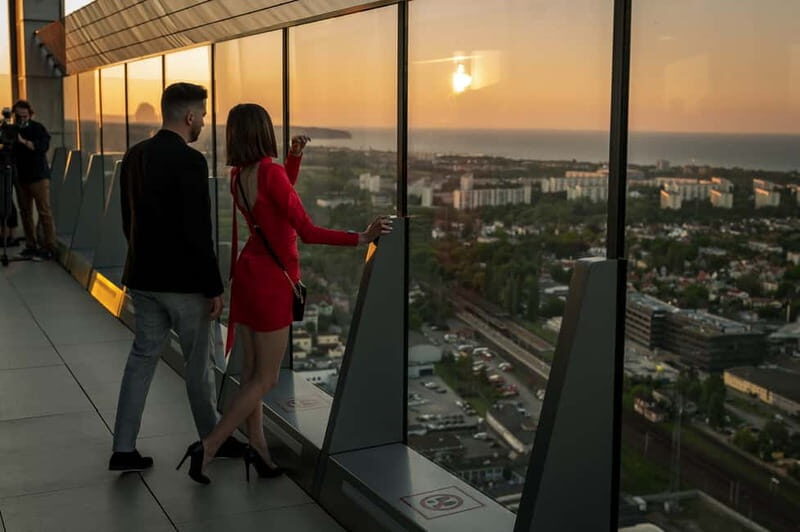 Gdask: Olivia Star Sky-High Views, Dinner, and Cocktails - An Overview of the Experience  