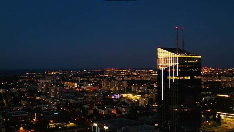 Gdask: Olivia Star Sky-High Views, Dinner, and Cocktails - The Food and Drink Experience  