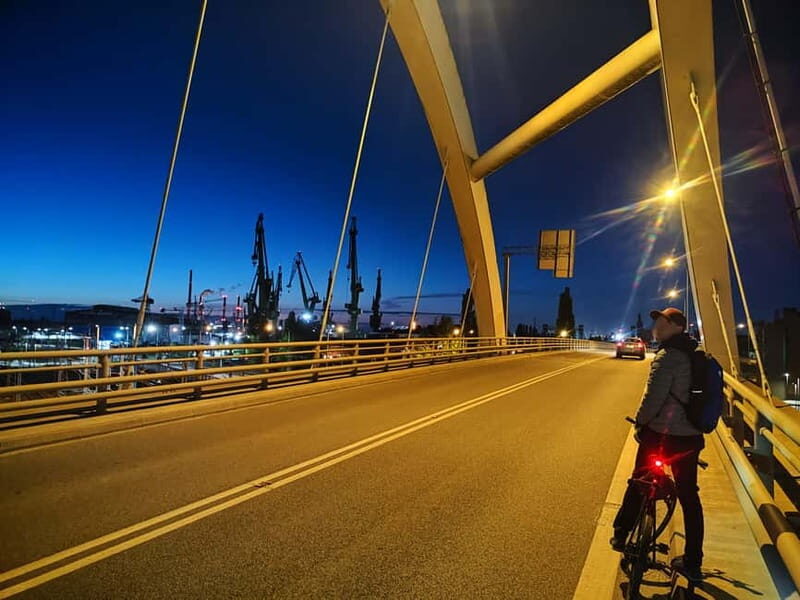 Gdask: Wrzeszcz and Shipyard District Private Bike Tour - Street Art and Murals