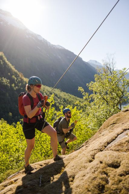 Geiranger: Rappelling Tour With Epic View - Safety Measures and Requirements