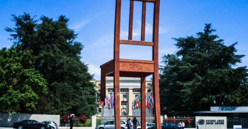 Geneva City Tour and Yvoire Medieval Village - Itinerary Highlights