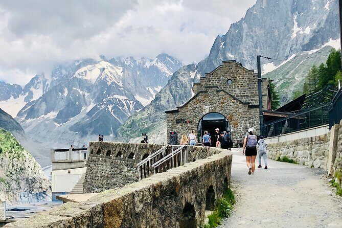 Geneva Day Trip to Mont Blanc glacier and 3860m Top - Who is This Tour Best Suited For?