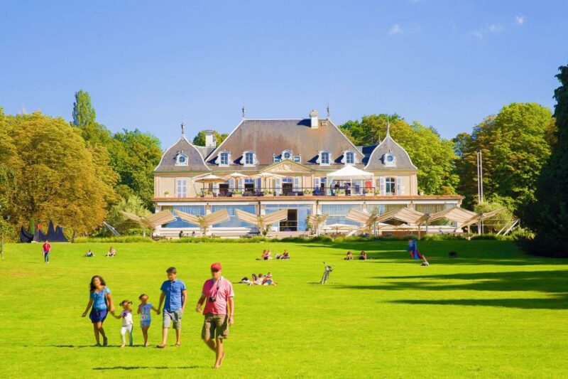 Geneva: International Area & Old Town Guided Bus Tour - Itinerary and Highlights