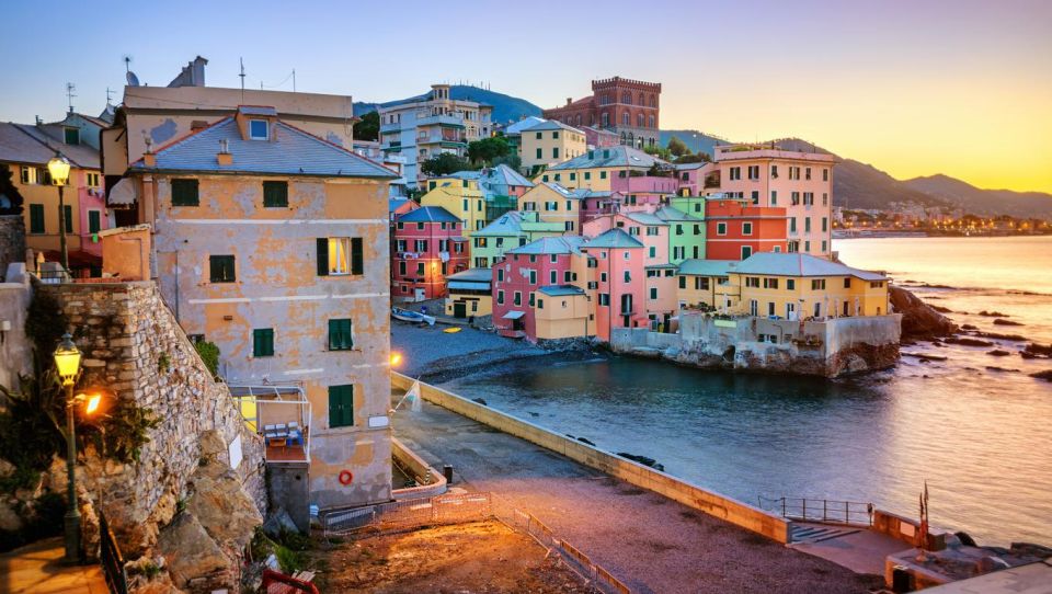 Genoa Highlights E-Bike Tour - E-Bike Tour in Boccadasse and Via Garibaldi
