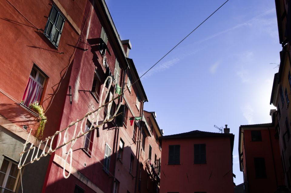 Genoa: Secret Corners Photography Tour and Traditional Snack - Learn Photography From a Local