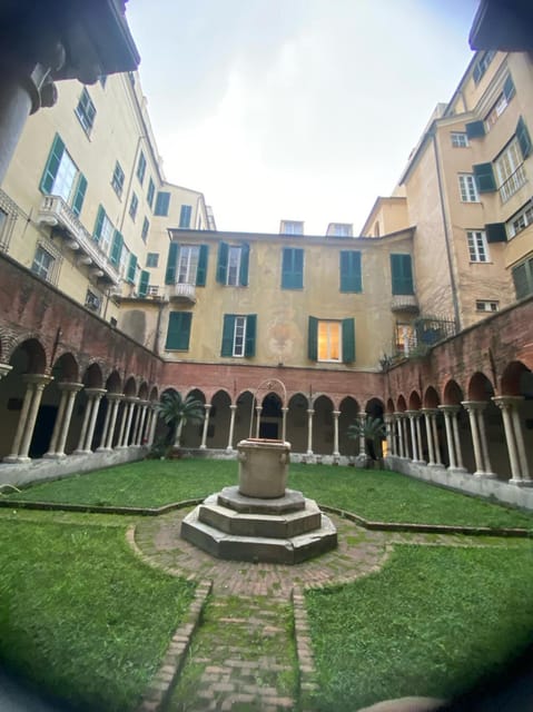 Genoa: Walking Tour/Personalized guided tour - Key Points