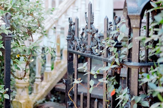 Genteel and Bards Savannah History Walking Tour - Weather and Tour Experience
