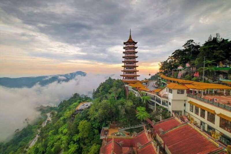 Genting Highlands Private Day Trip with Batu Caves - An Honest Look at the Tour Itself