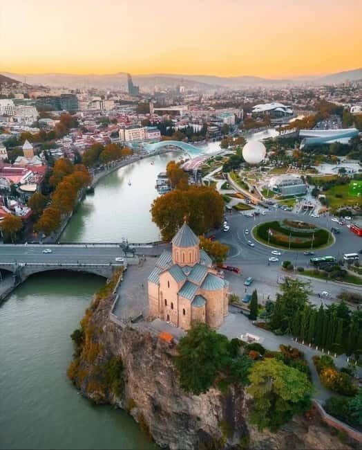 Georgia: 5-Day Cultural & Nature Tour with Hotel & Transport - Exploring the Itinerary: What You Can Expect from Each Stop