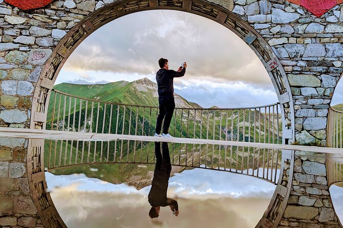 Georgian Essence: Cultural Immersion in a Week - Photographic Opportunities