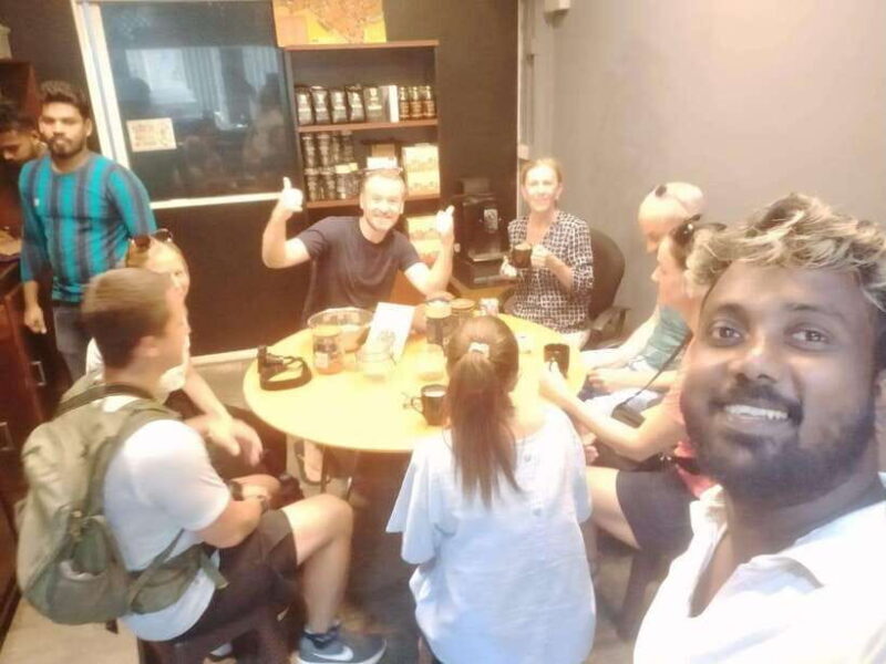 German speaking guide with Tuk around Colombo city tour - The Sum Up