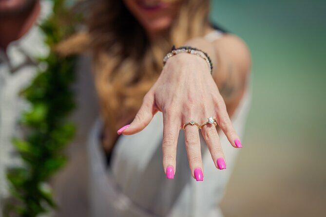 Get Engaged on Maui Beach with a Photographer - What the Reviews Say (Even Though No Ratings Yet)