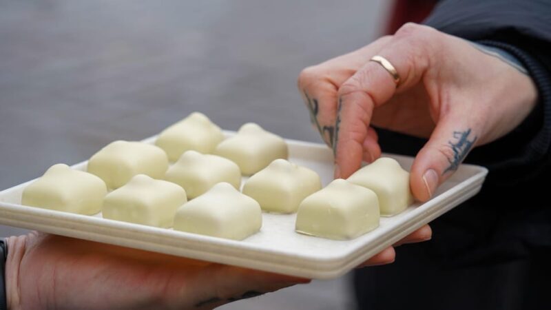 Ghent: Charlie's Famous Chocolate Tour - Tasting and Learning Experience