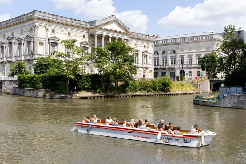 Ghent Completely - 90-minute boat tour (DUTCH ONLY) - Key Points
