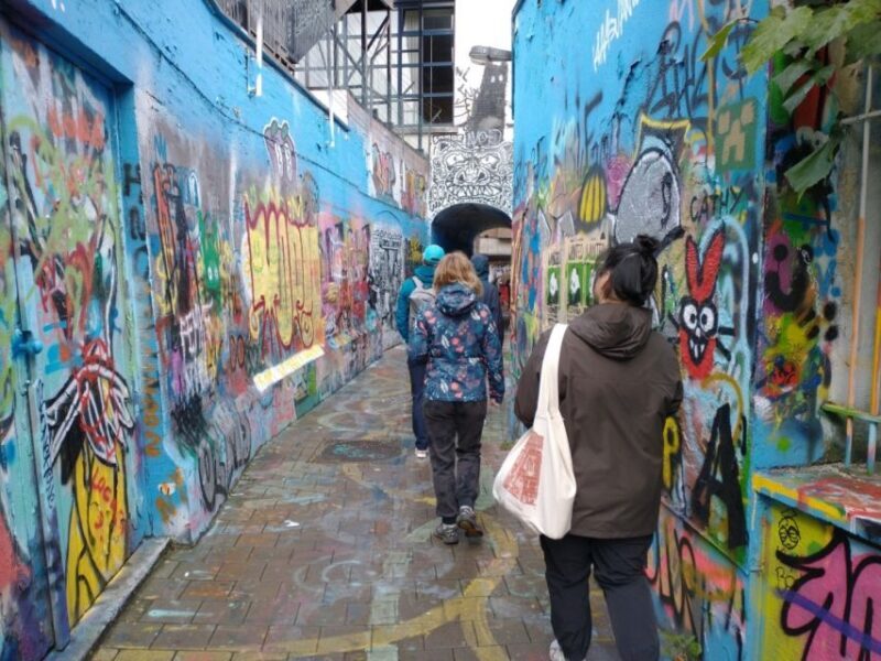 Ghent: Guided City Highlights Walking Tour with Light Meal - Who Will Enjoy This Tour?