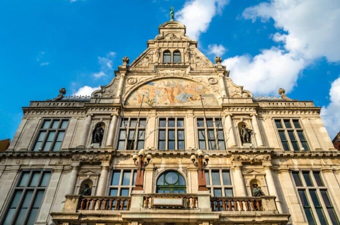 Ghent: Private Architecture Tour With a Local Expert - Pricing and Group Size