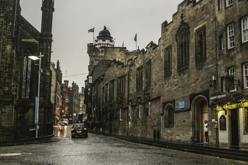 Ghost Tour in Edinburgh - Experience Description