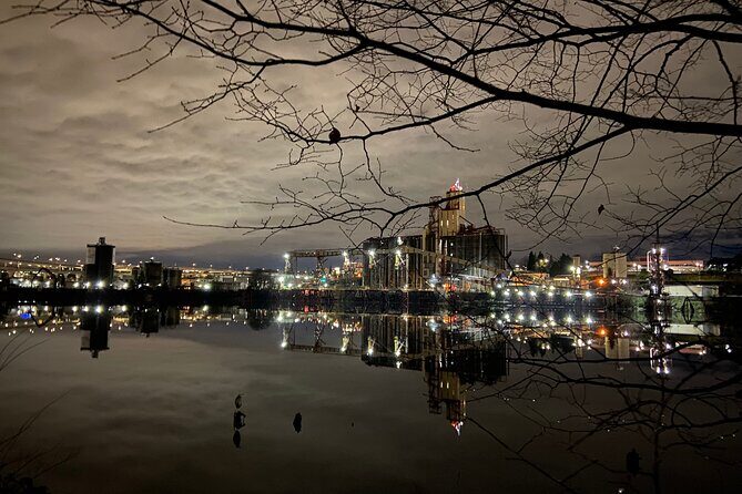 Ghosts of the Willamette River Waterfront Walking Tour - Key Points
