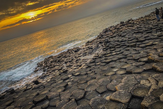 Giants Causeway Experience Day From Belfast in Luxury Mercedes - Unique Tour Benefits