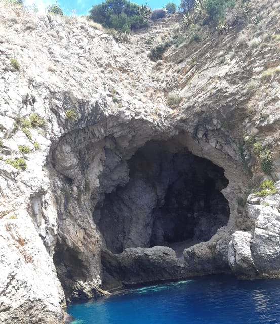Giardini Naxos: Isola Bella and Grottos Cruise With Aperitif - Exploring Isola Bella Marine Park