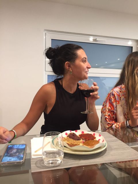 Giardini Naxos, Taormina: Etna Wine and Oil Tasting - Group Size and Accessibility