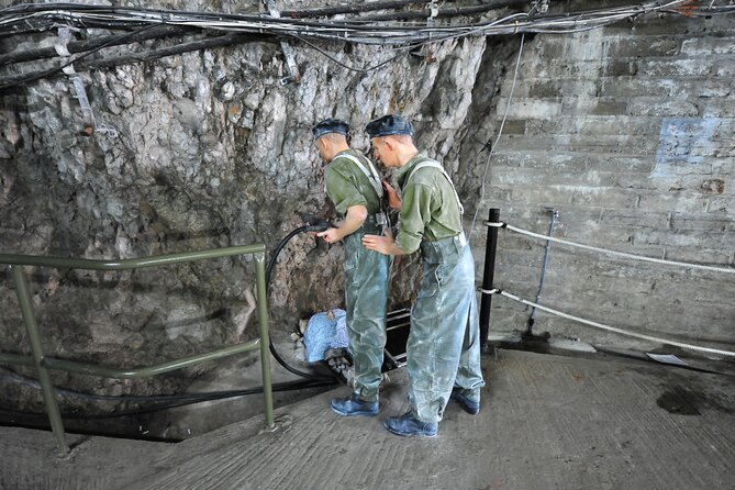 Gibraltar Great Siege & WWII Tunnels Tour 3 Hours - Highlights of the Tour