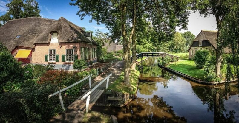 Giethoorn: 2 Hours 6 Persons Boat Steeringwheel + Cushions - Customer Reviews